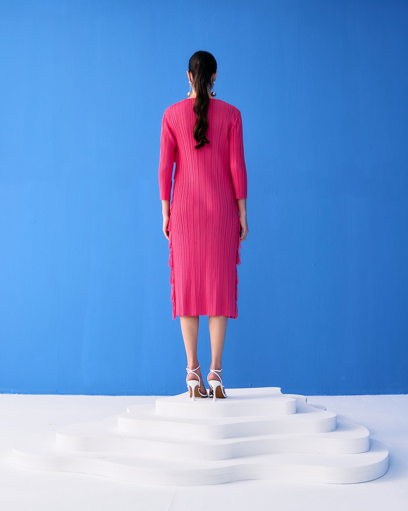 FUSCIA LONG SLEEVES FRINGE DRESS