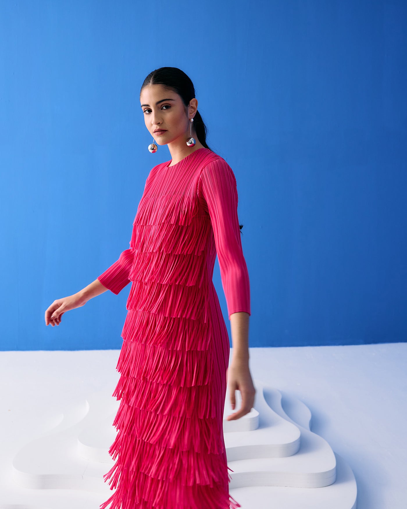 FUSCIA LONG SLEEVES FRINGE DRESS