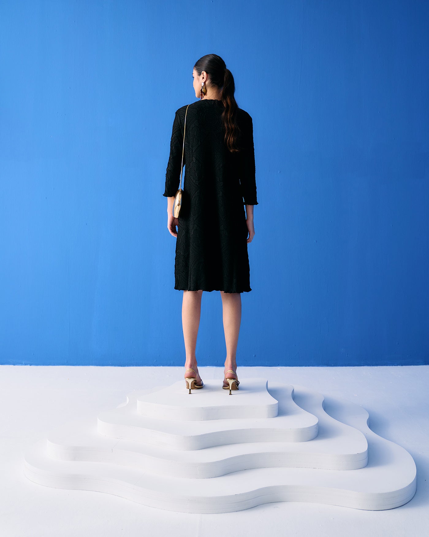 BLACK MOSIAC TEXTURED DRESS