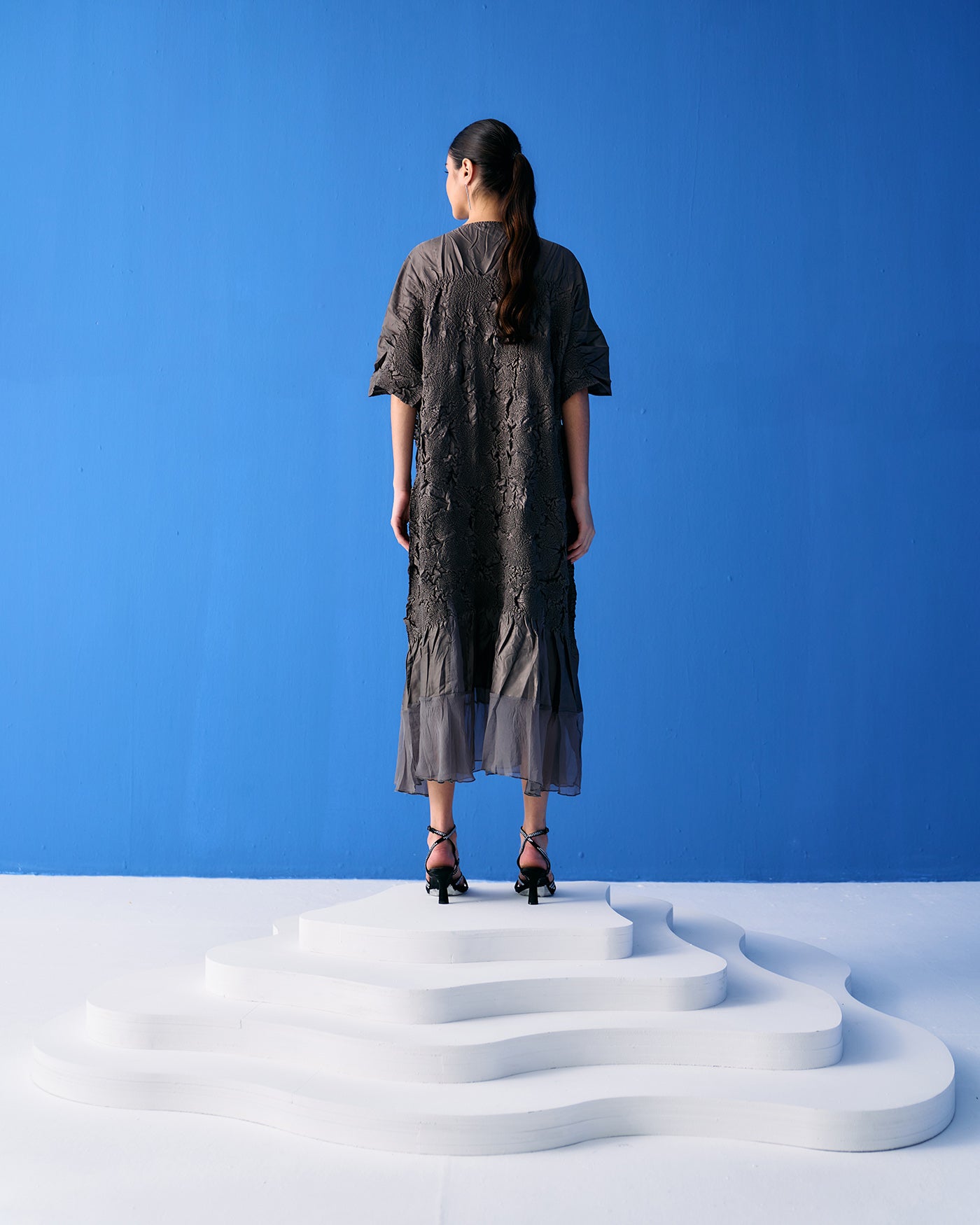 GREY CRINKLED DRESS
