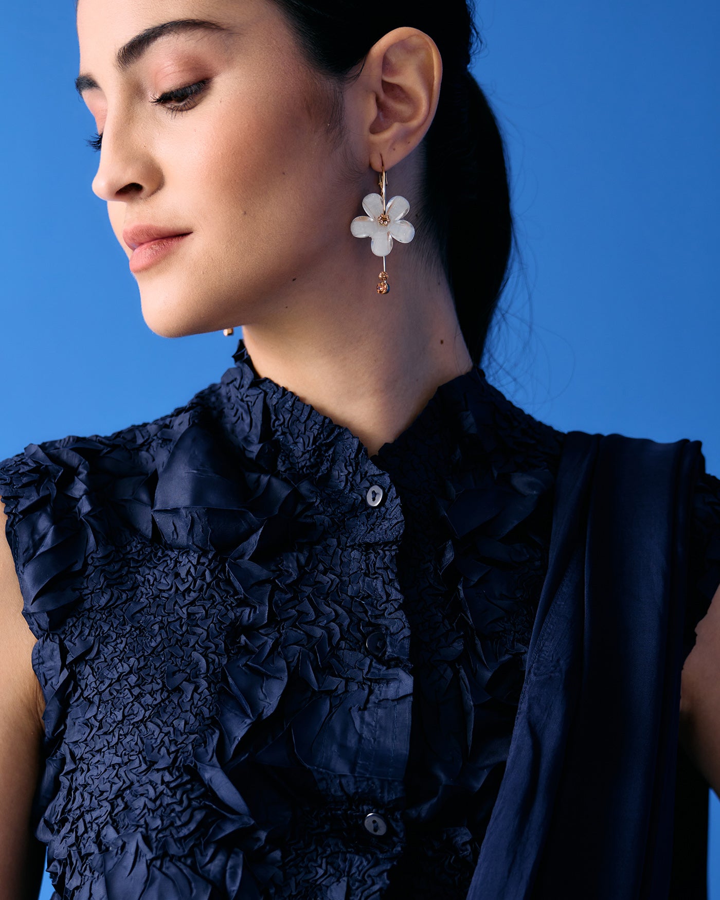 BLUE CRINKLED TOP PAIRED WITH BLACK AND BLUE SAREE