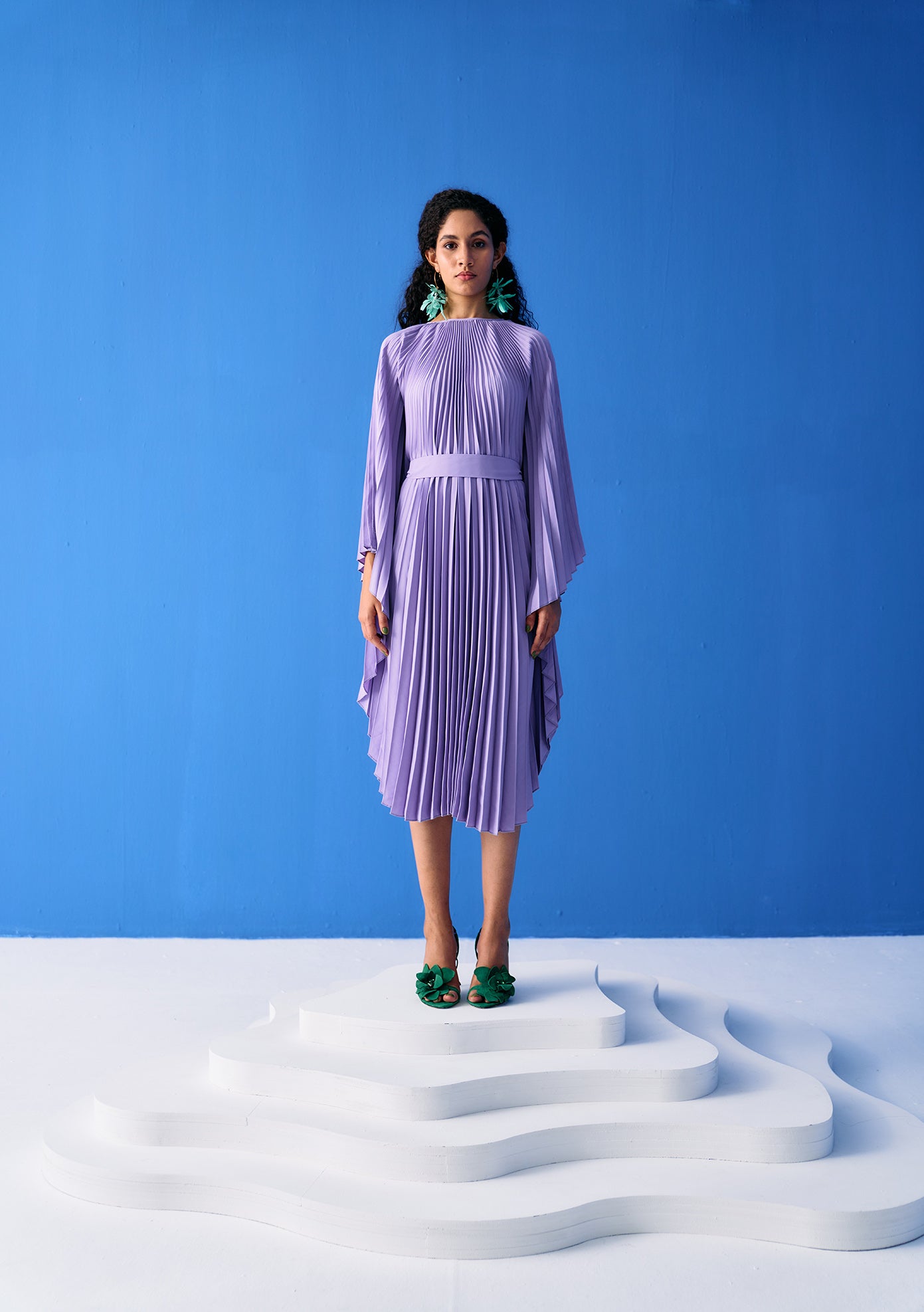 LILAC PLEATED CAPE