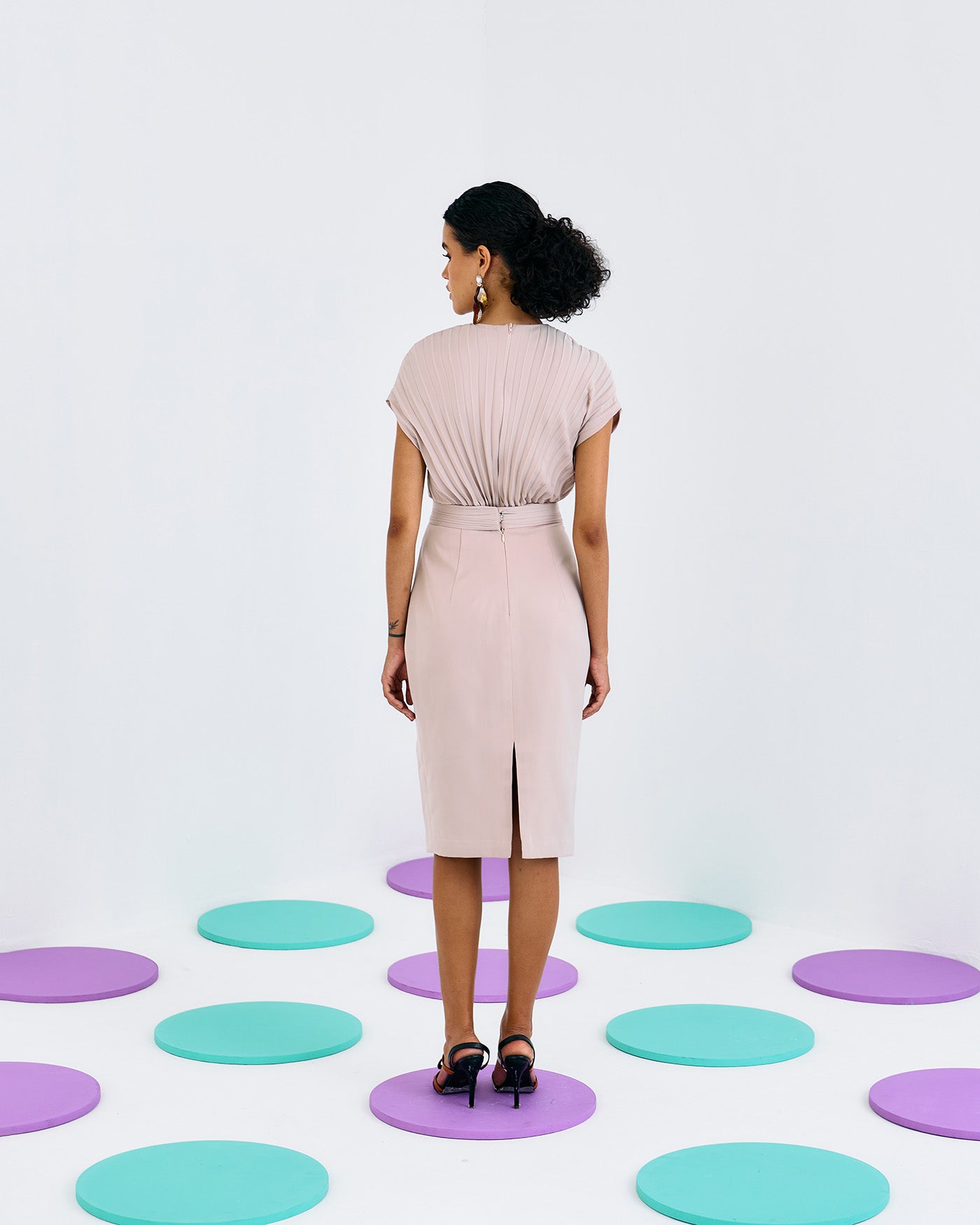 BEIGE CLASSIC PLEATED DRESS