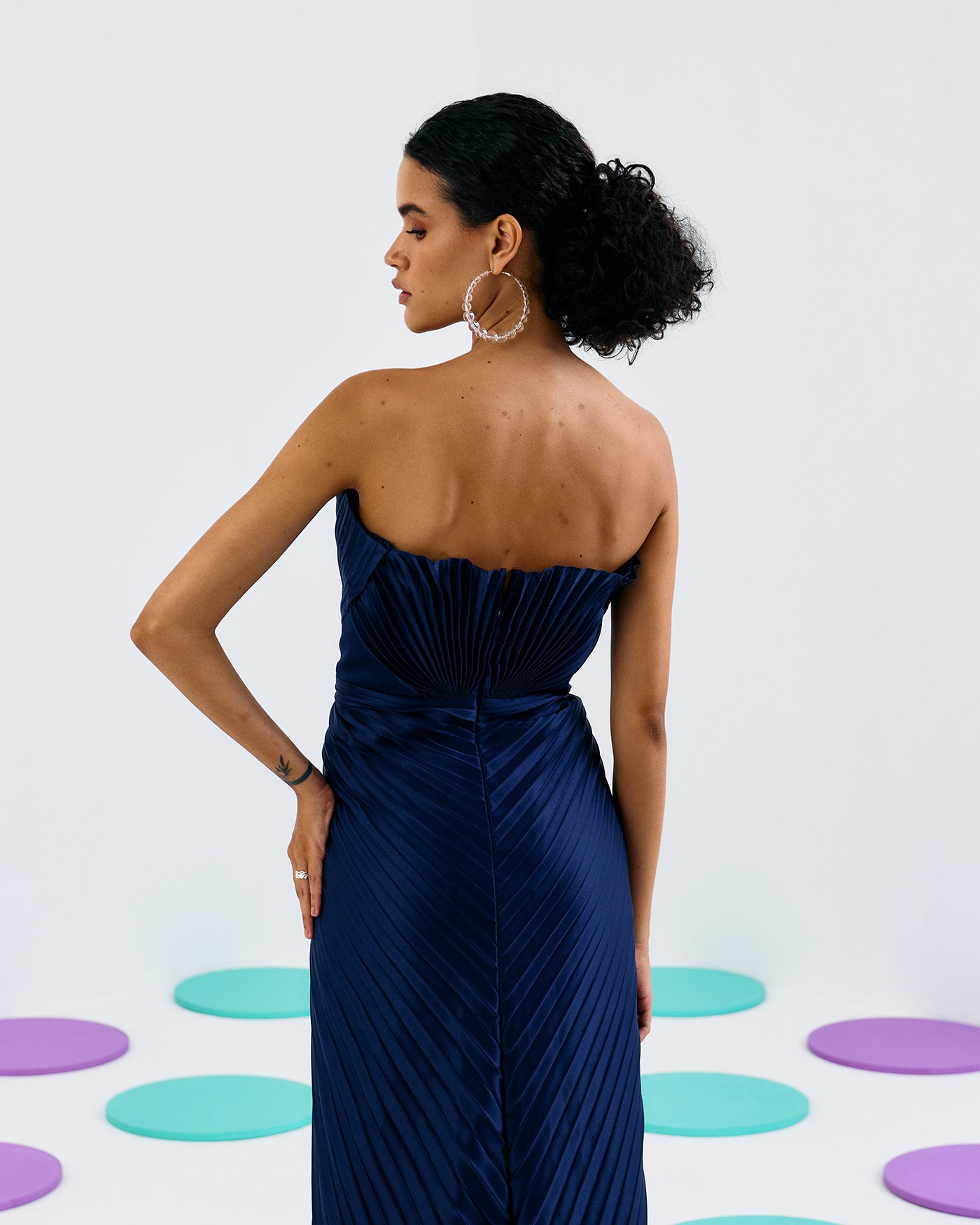 BLUE PLEATED TUBE GOWN