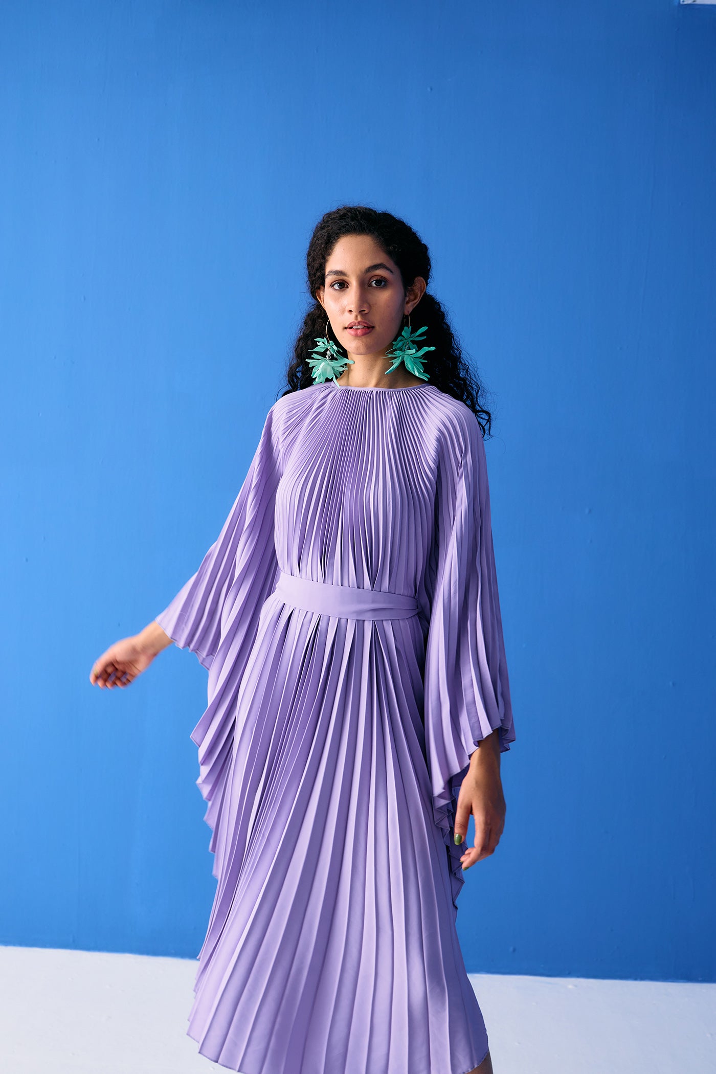 LILAC PLEATED CAPE