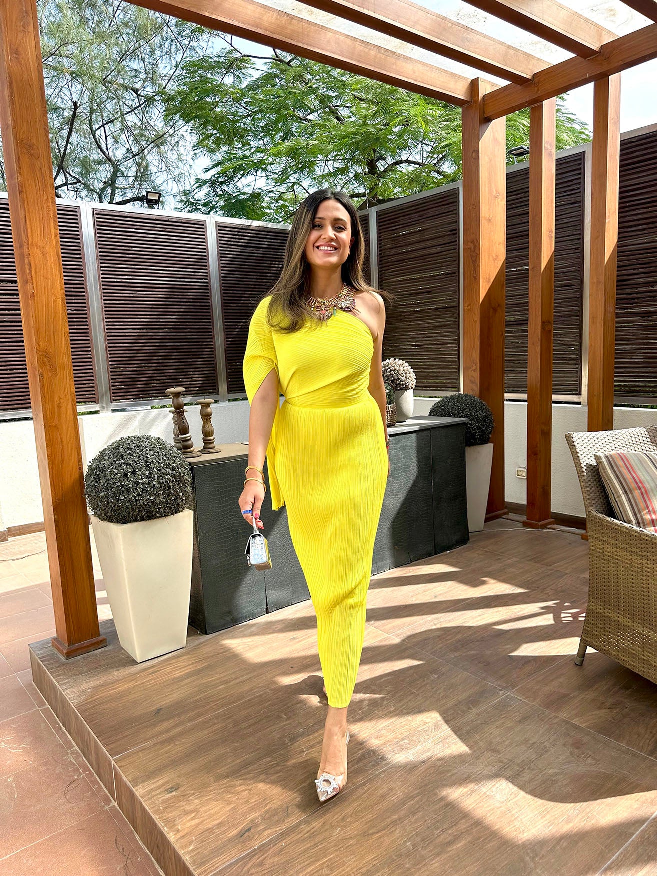 YELLOW ONE SHOULDER DRAPE DRESS