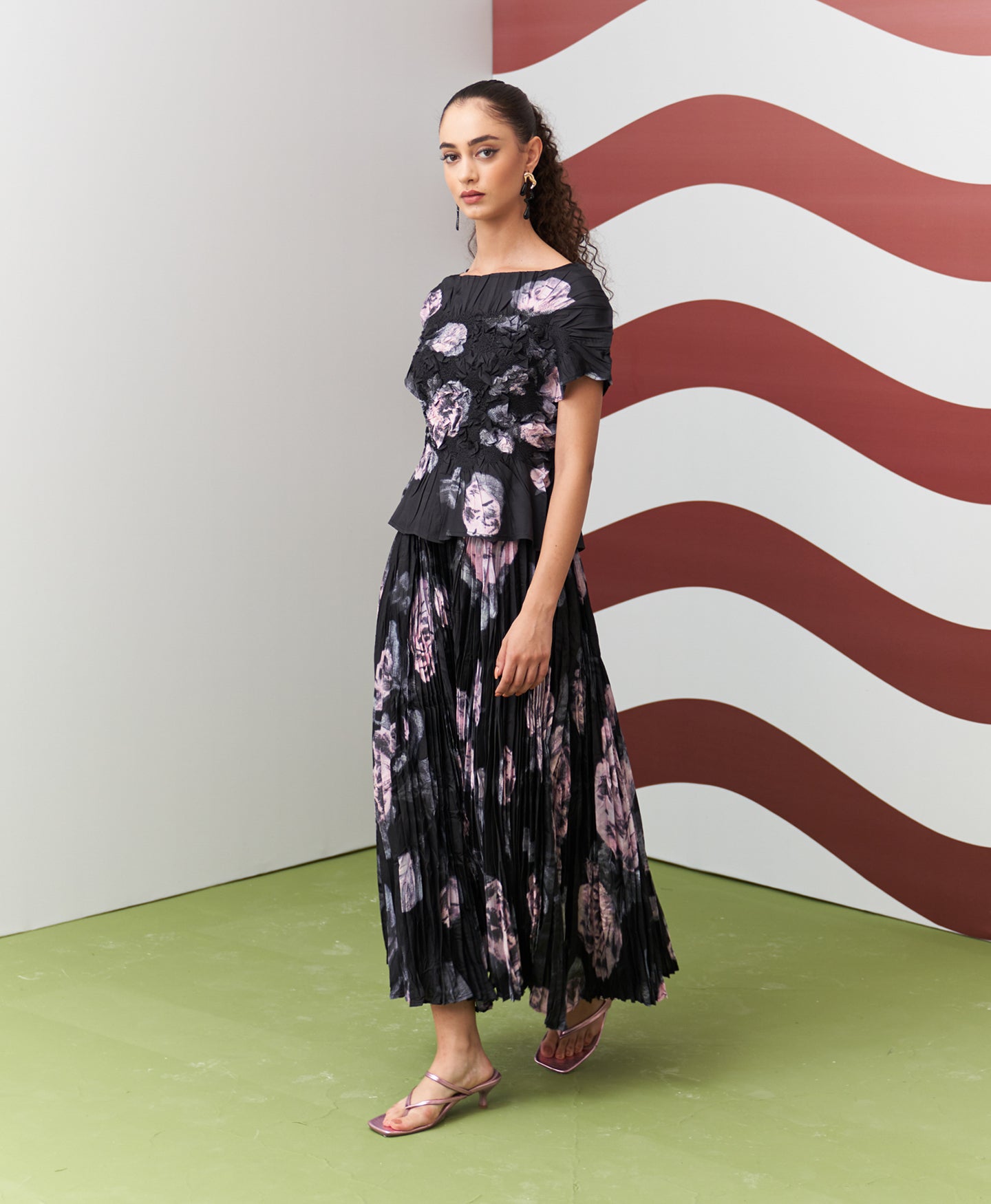 BLACK JASMIN SKIRT SET