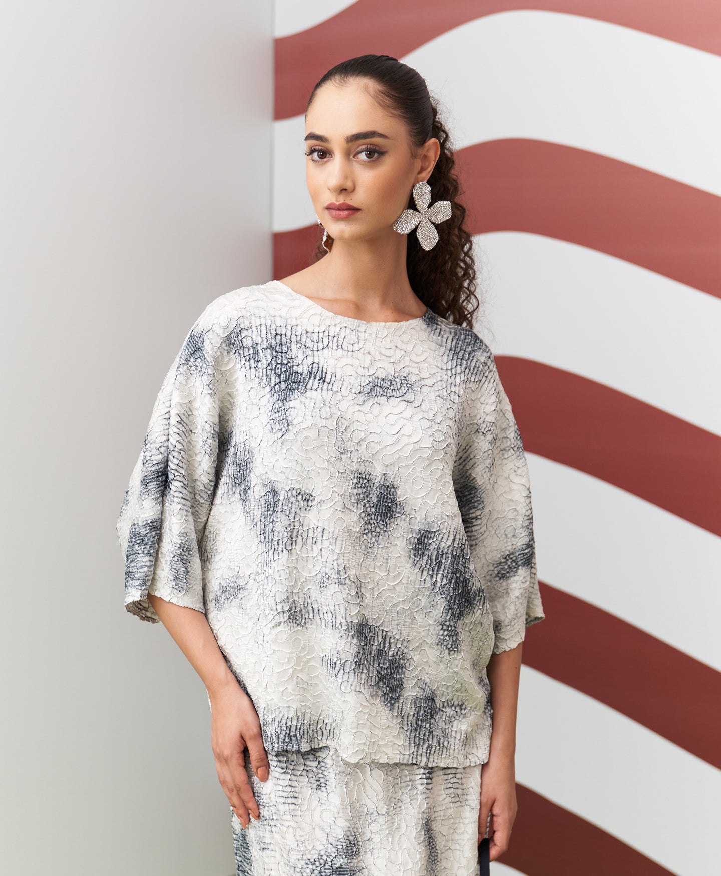 GREY ANTONIA SKIRT SET