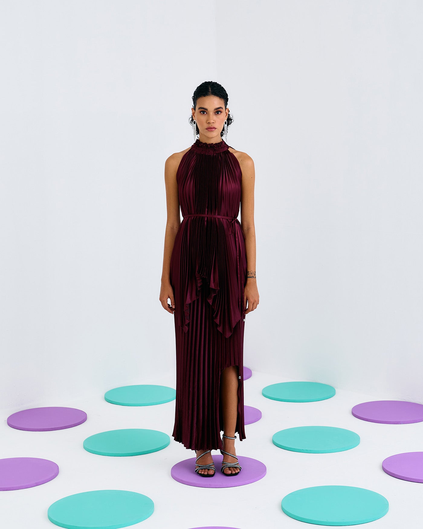 MAROON PLEATED MERMAID SKIRT – Pleats By Aruni 