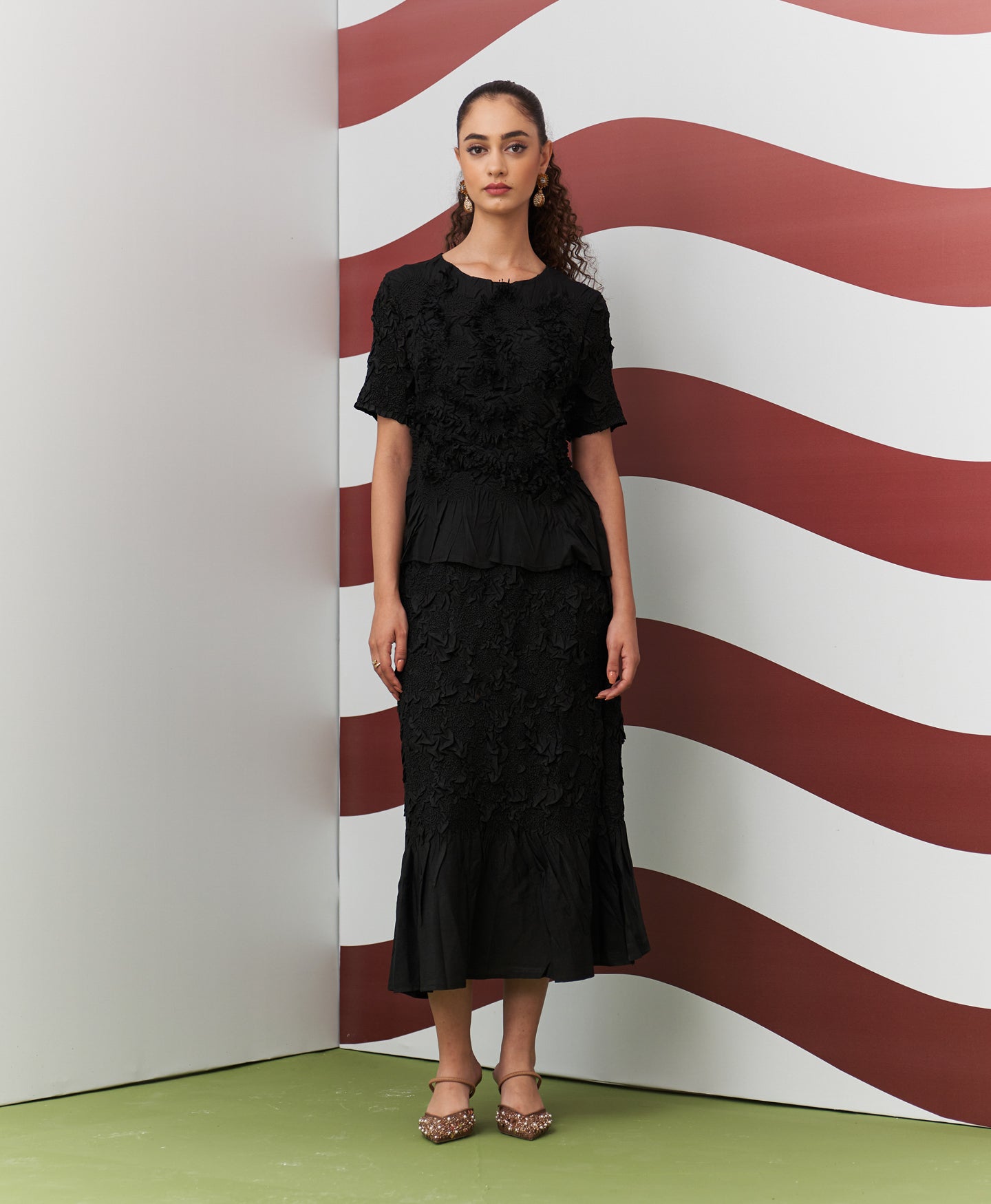 BLACK ASTER SKIRT SET