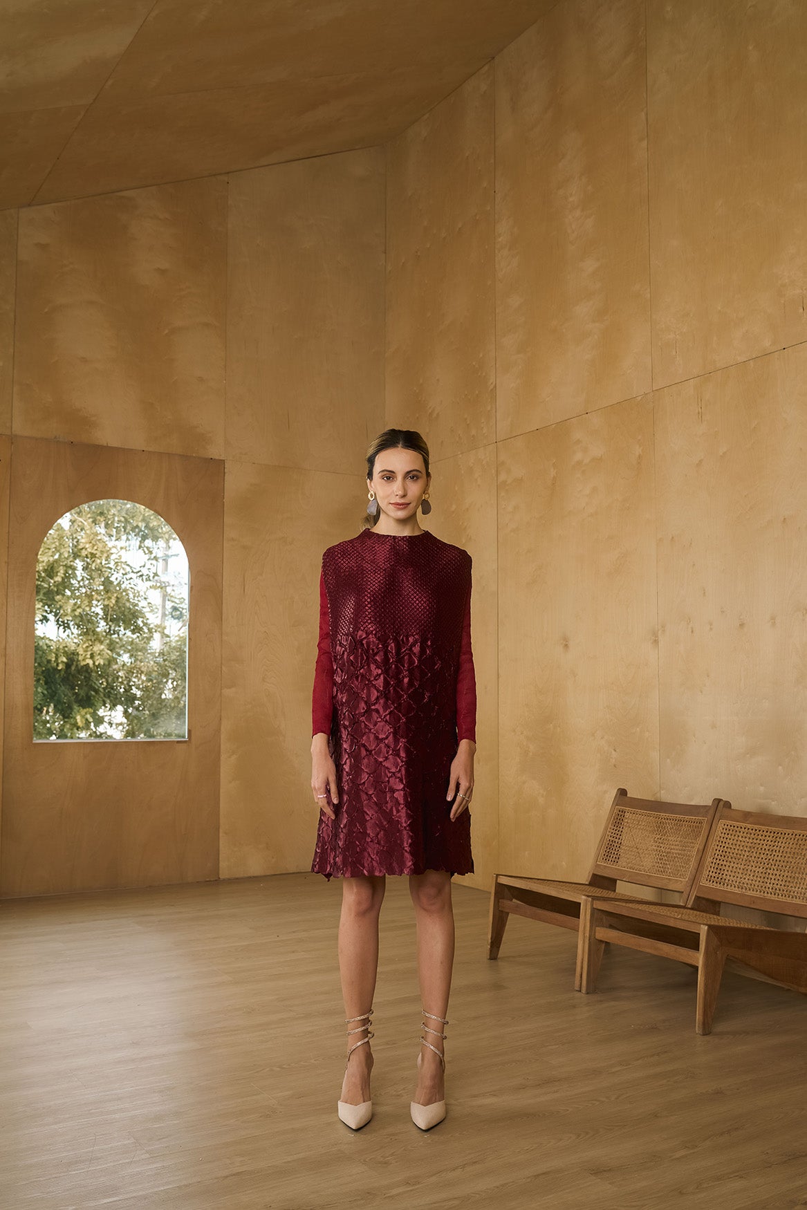 MAROON MERMAID TEXTURED DRESS