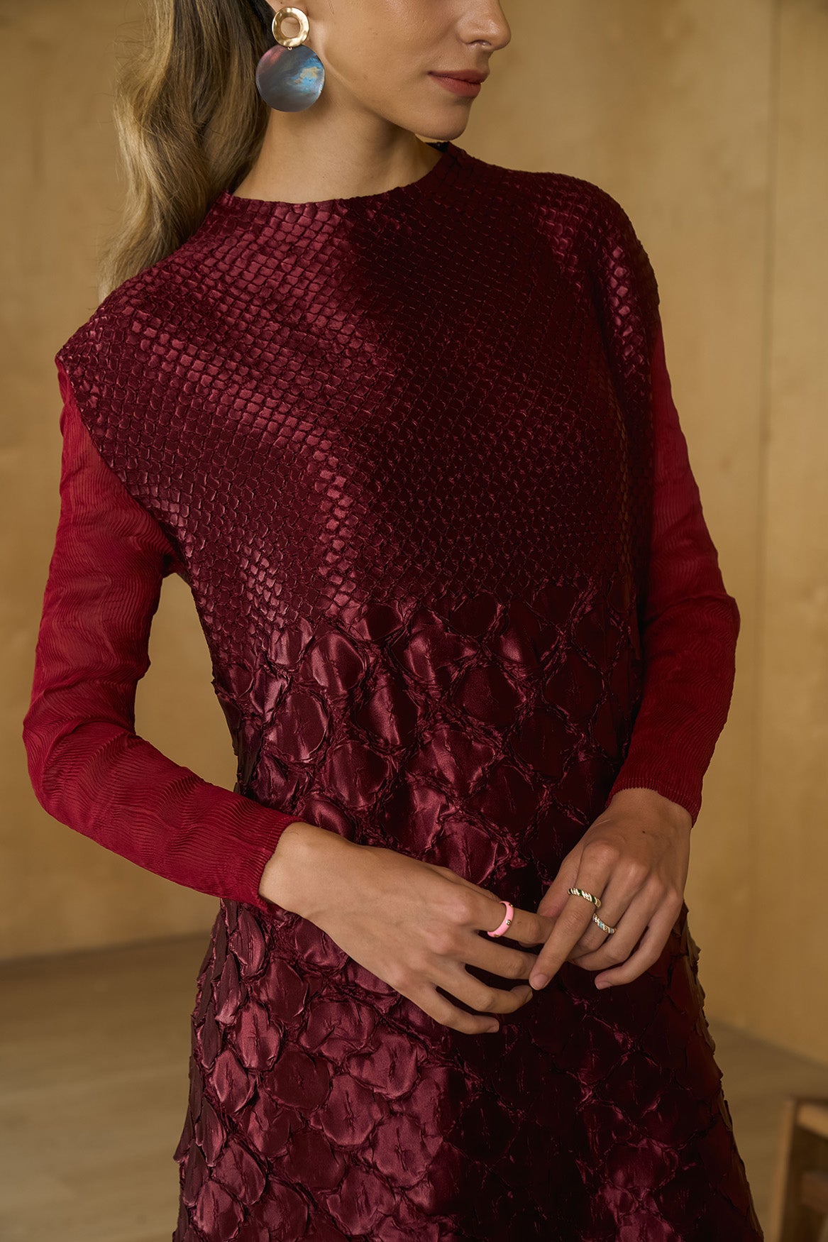 MAROON MERMAID TEXTURED DRESS