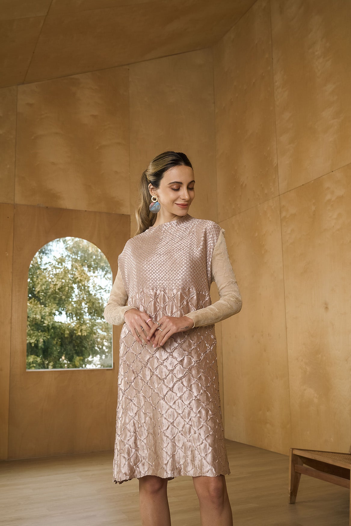 IVORY MERMAID TEXTURED DRESS