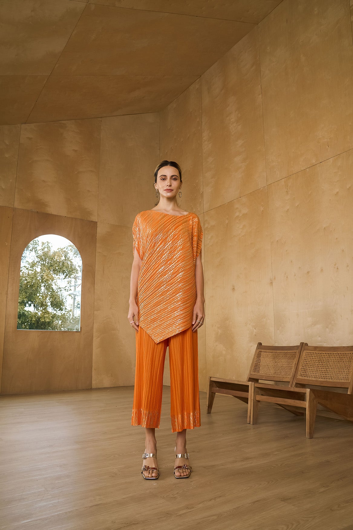 ORANGE METALLIC KURTI DRAPE SET