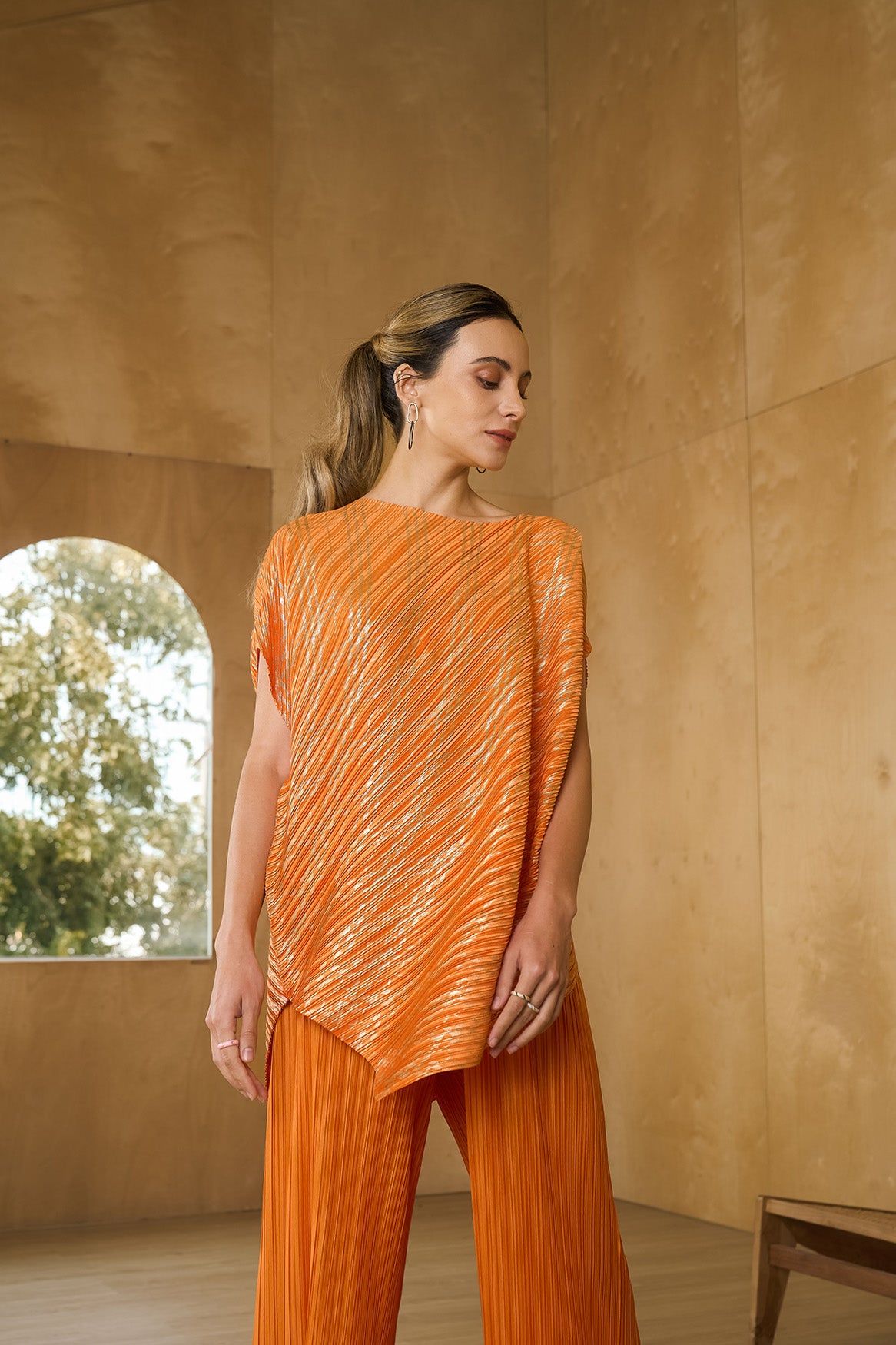 ORANGE METALLIC KURTI DRAPE SET