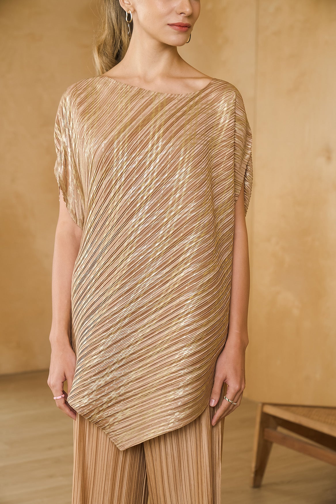 GOLD METALLIC KURTI DRAPE SET