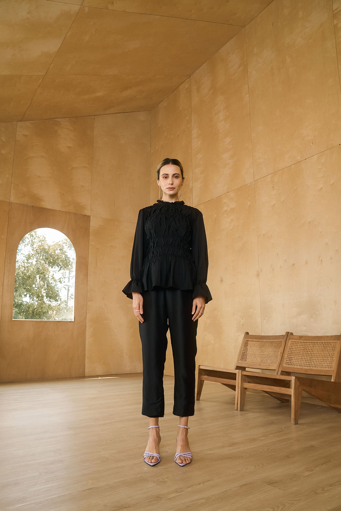 BLACK SAASHAA TEXTURED TOP