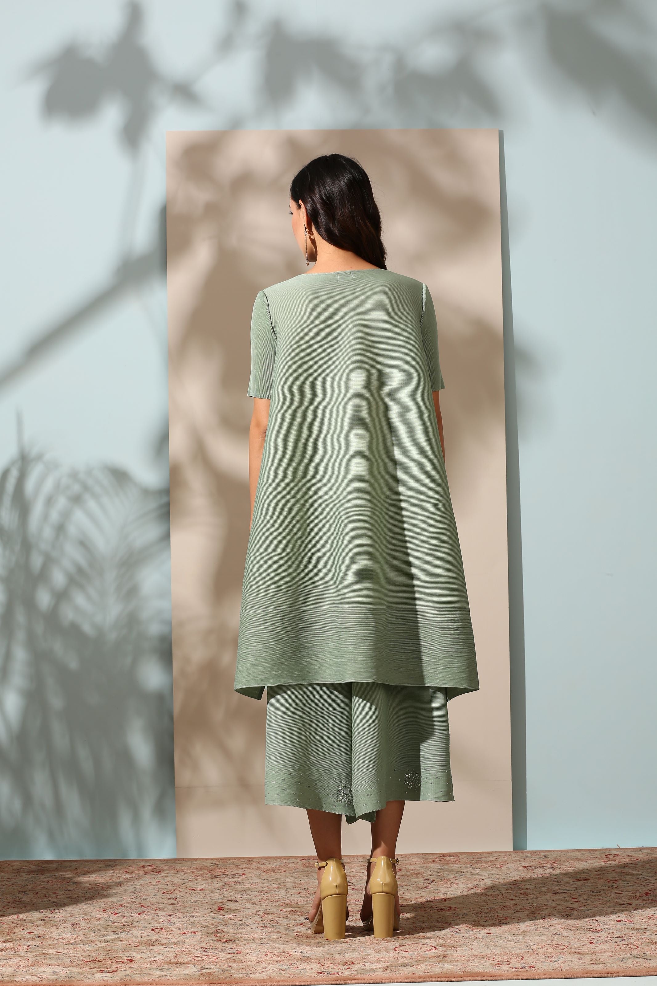 GREEN EMBROIDED KURTI SET