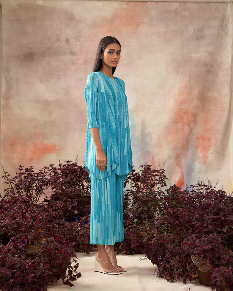 LIGHT BLUE MULTICOLOR KURTI SET