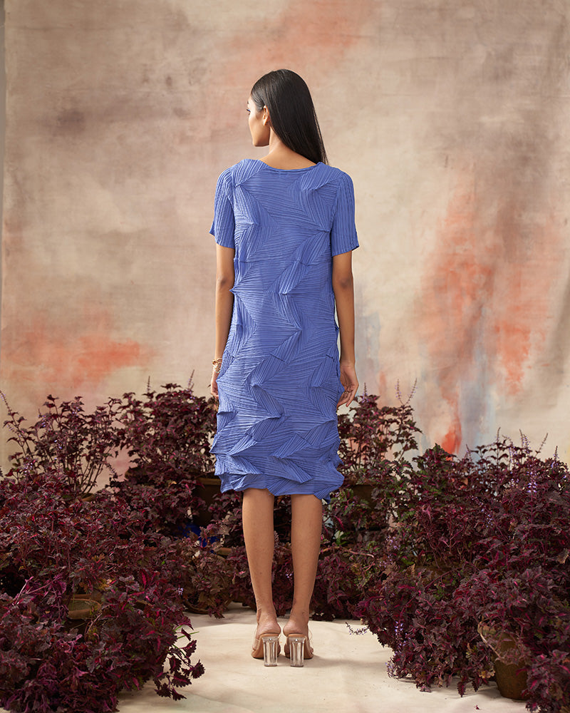 LIGHT BLUE CRUSHED TEXTURED DRESS