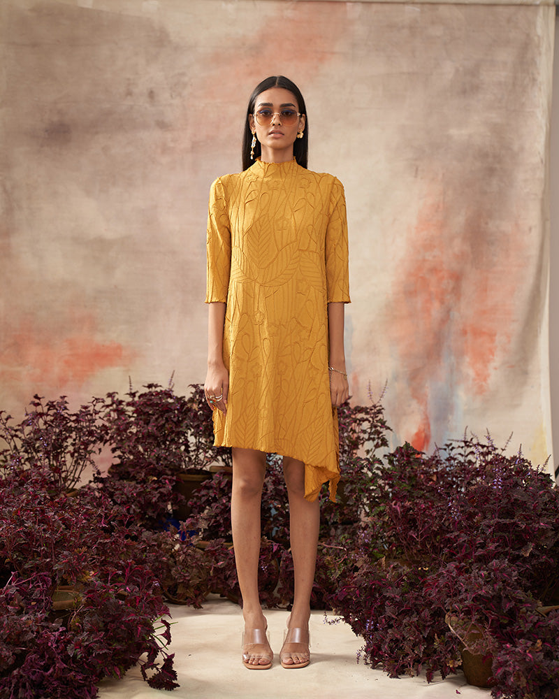 YELLOW TROPICAL TEXTURED DRESS
