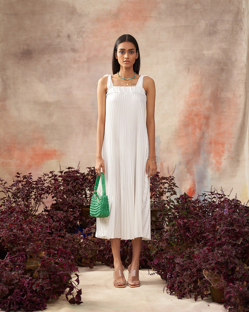 WHITE PLEATS SLIP DRESS