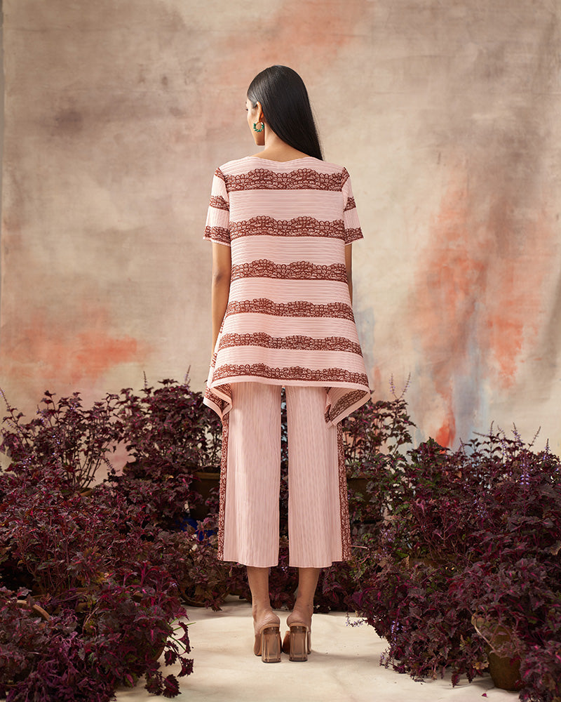 NUDE FLOWER PRINT PLEATED COORD SET