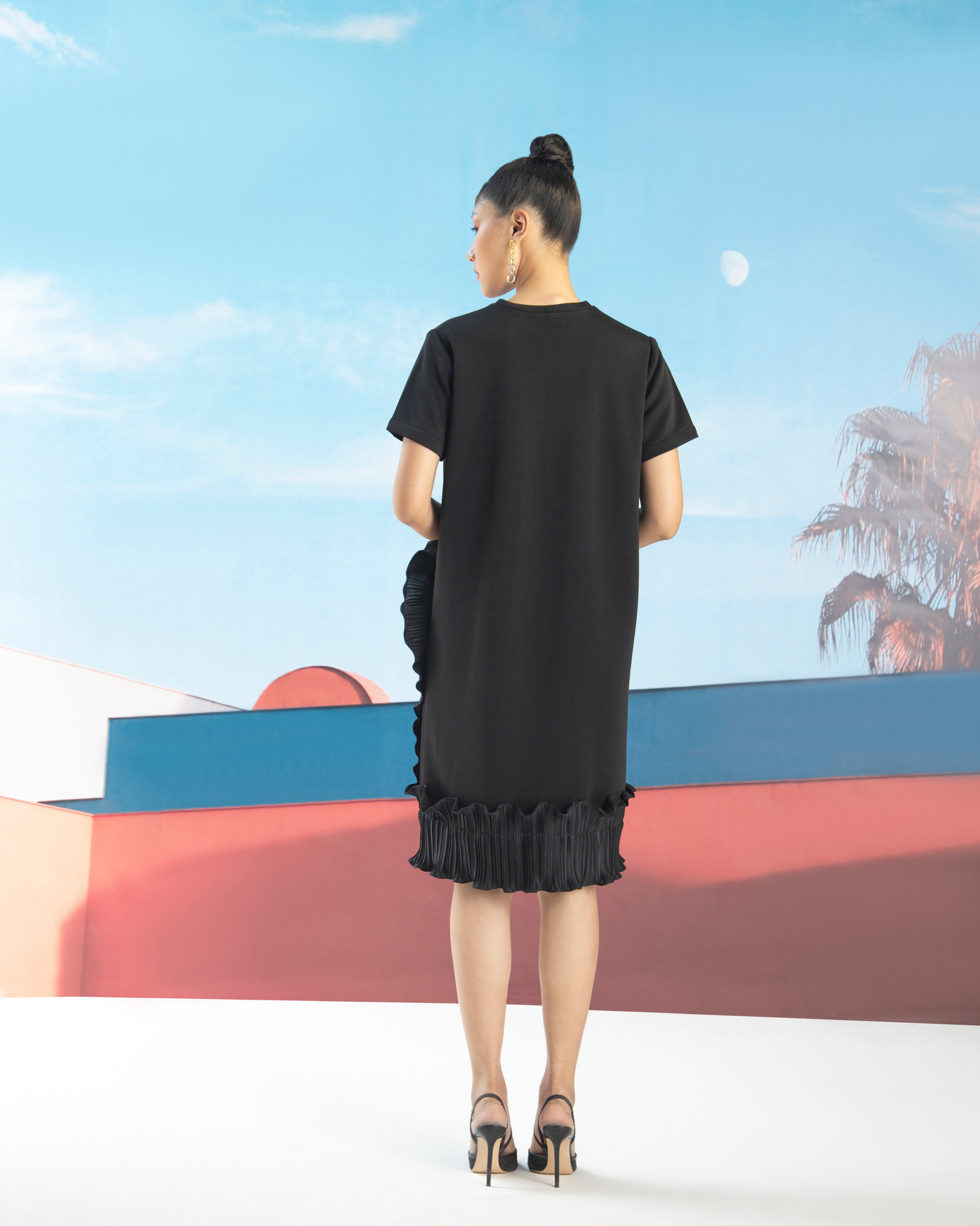 BLACK FLOWER EDGE DRESS