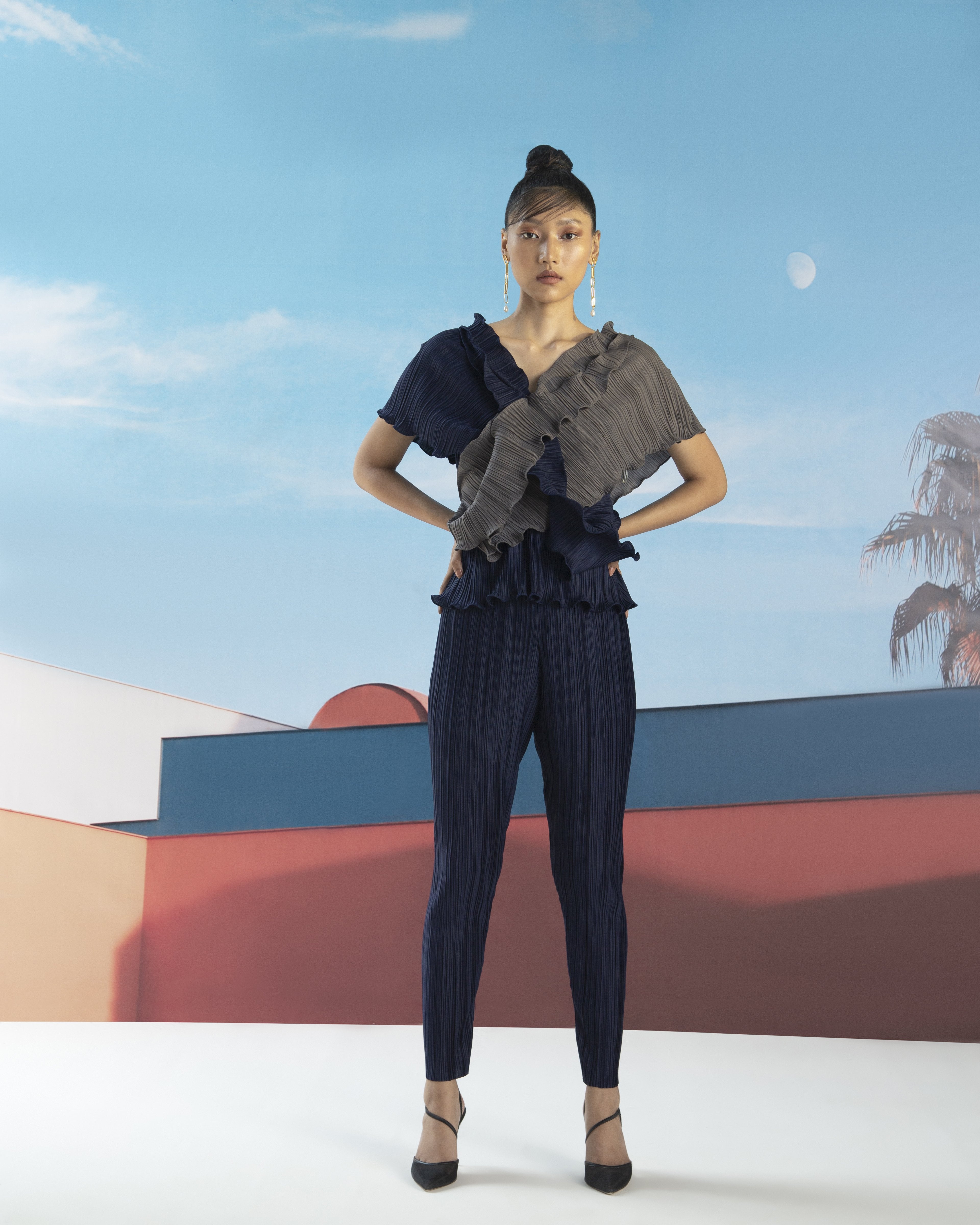 BLUE GREY PLEATED DRAPE TOP