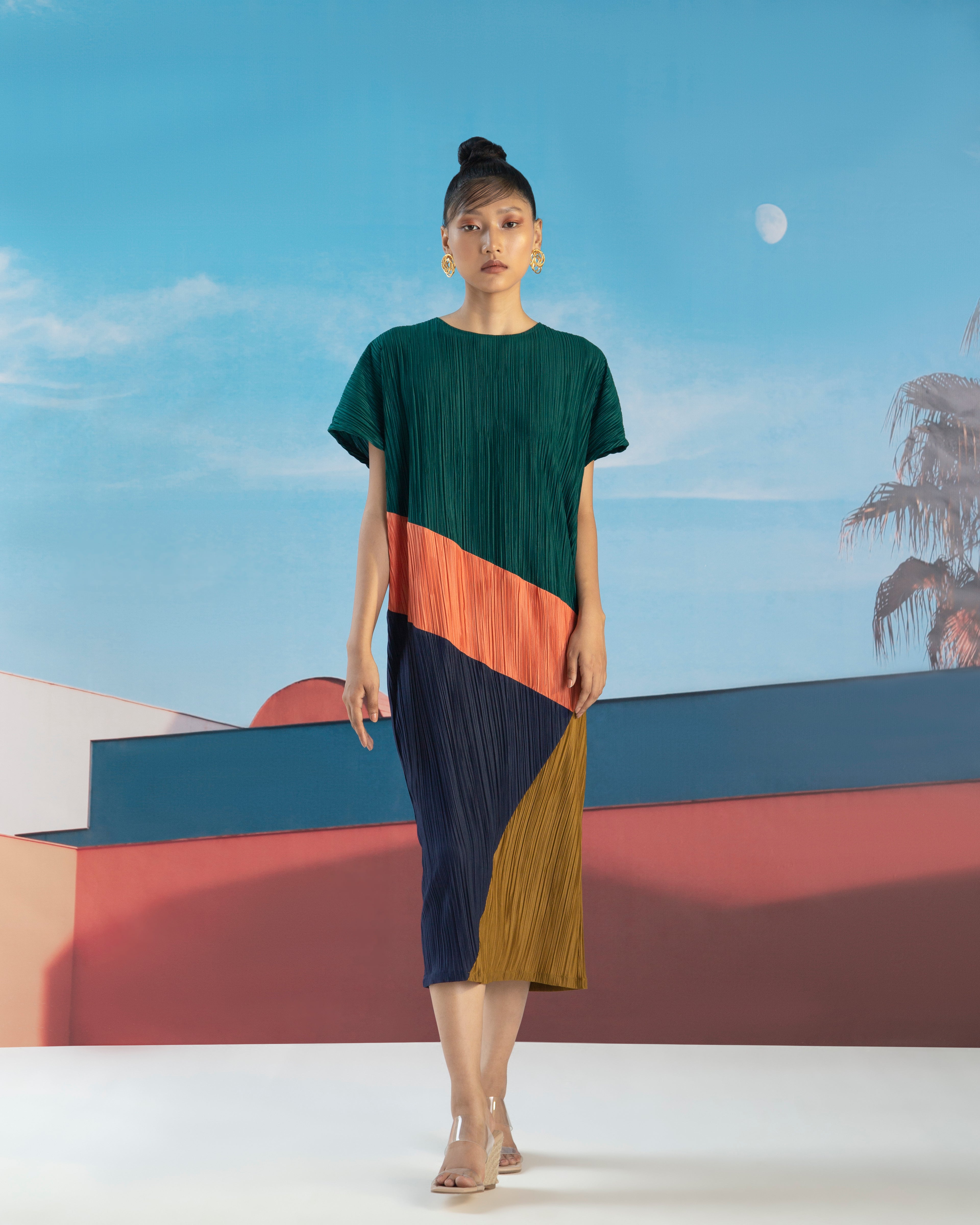 GREEN COLOR BLOCK ADULT DRESS