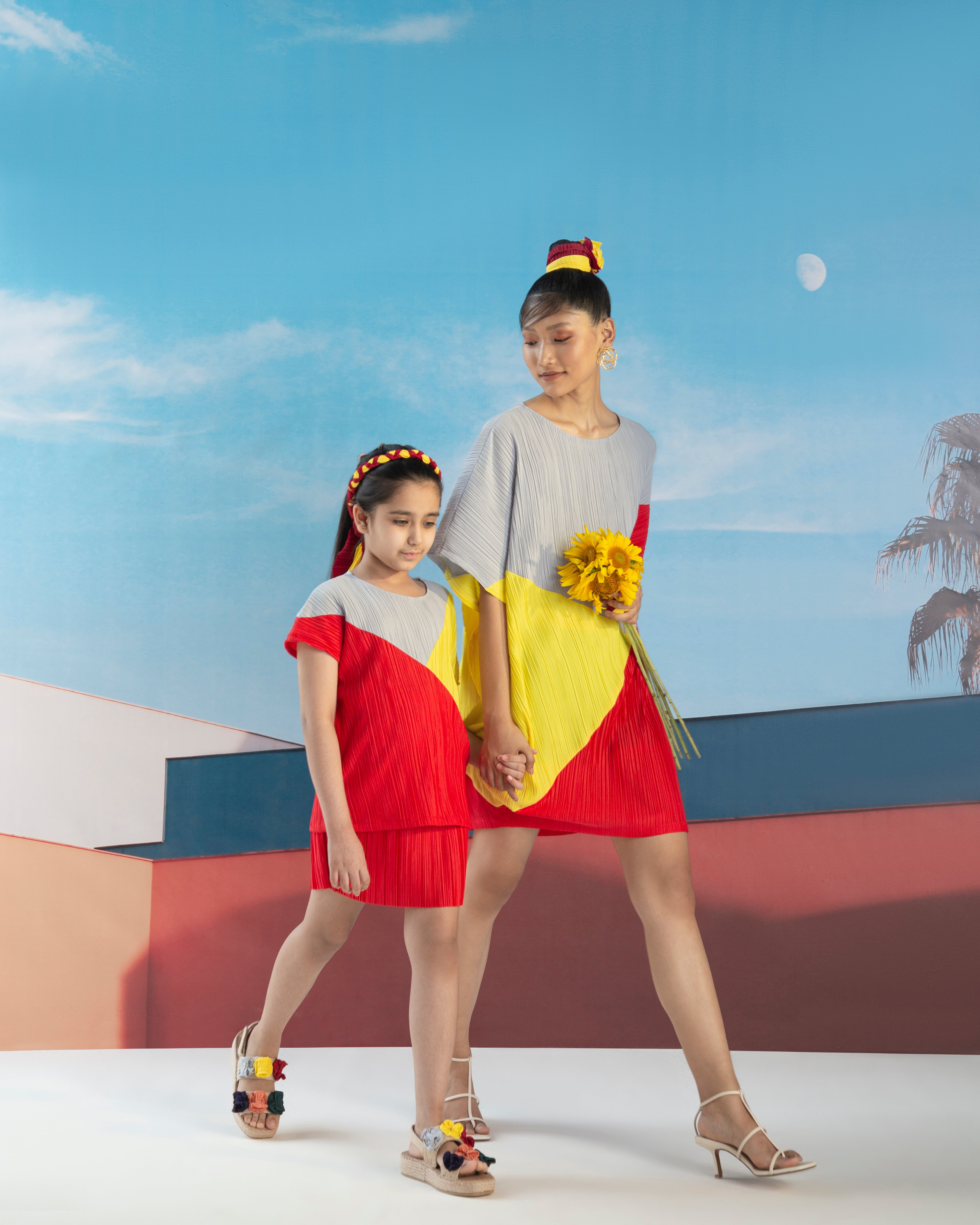 YELLOW COLORBLOCK MINI DRESS