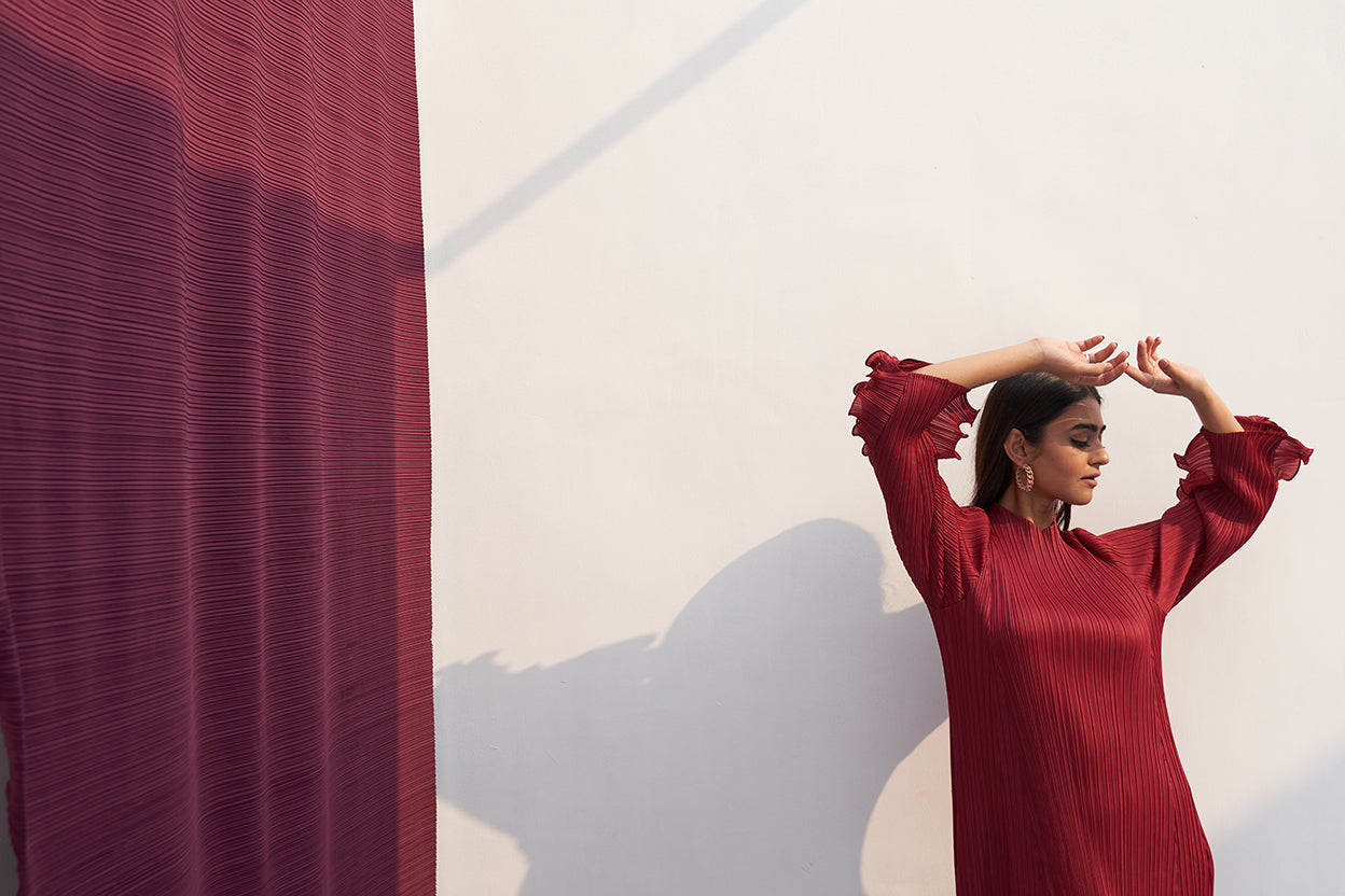 MAROON FRILL SLEEVES DRESS