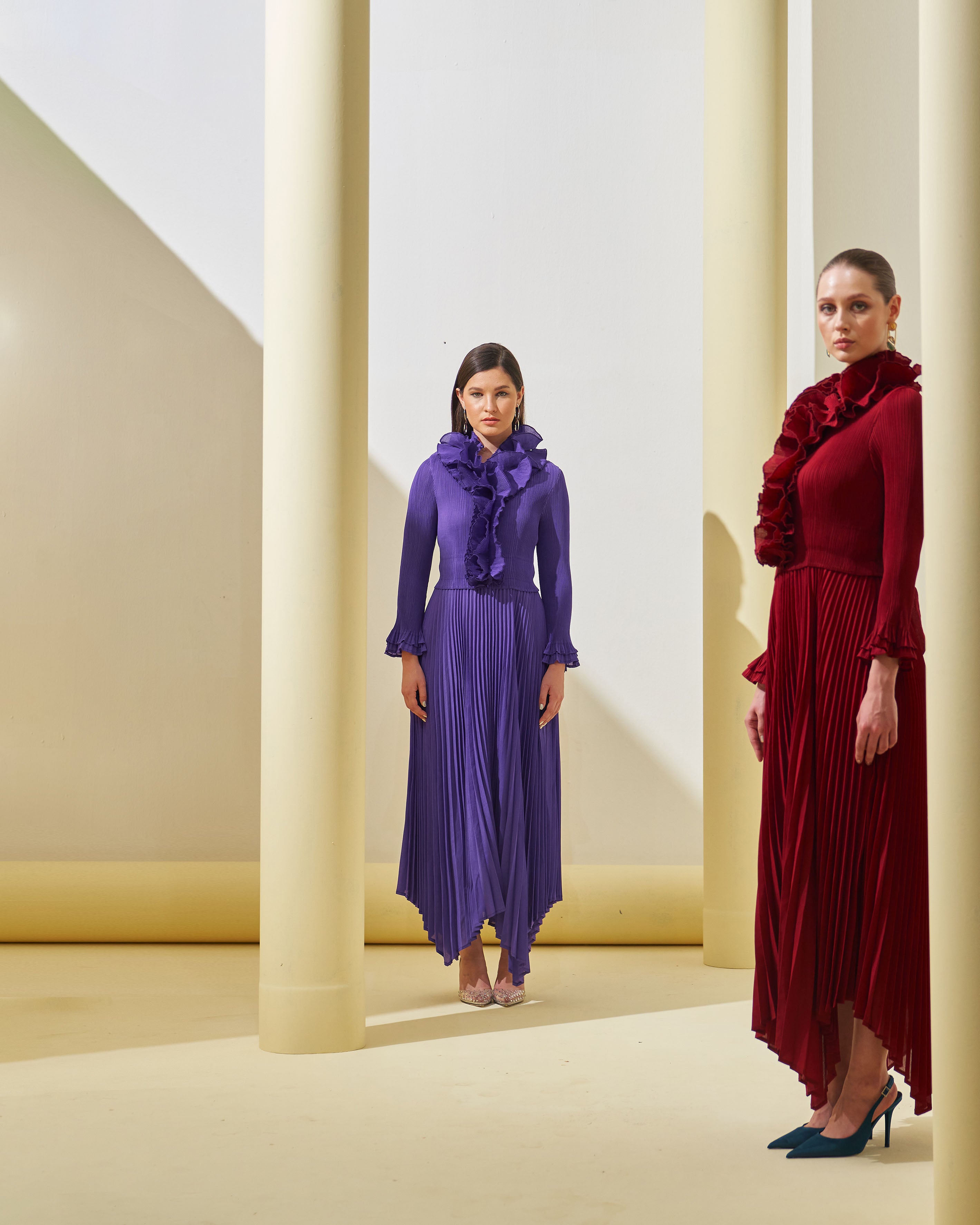 MAROON FRILL NECK DRESS