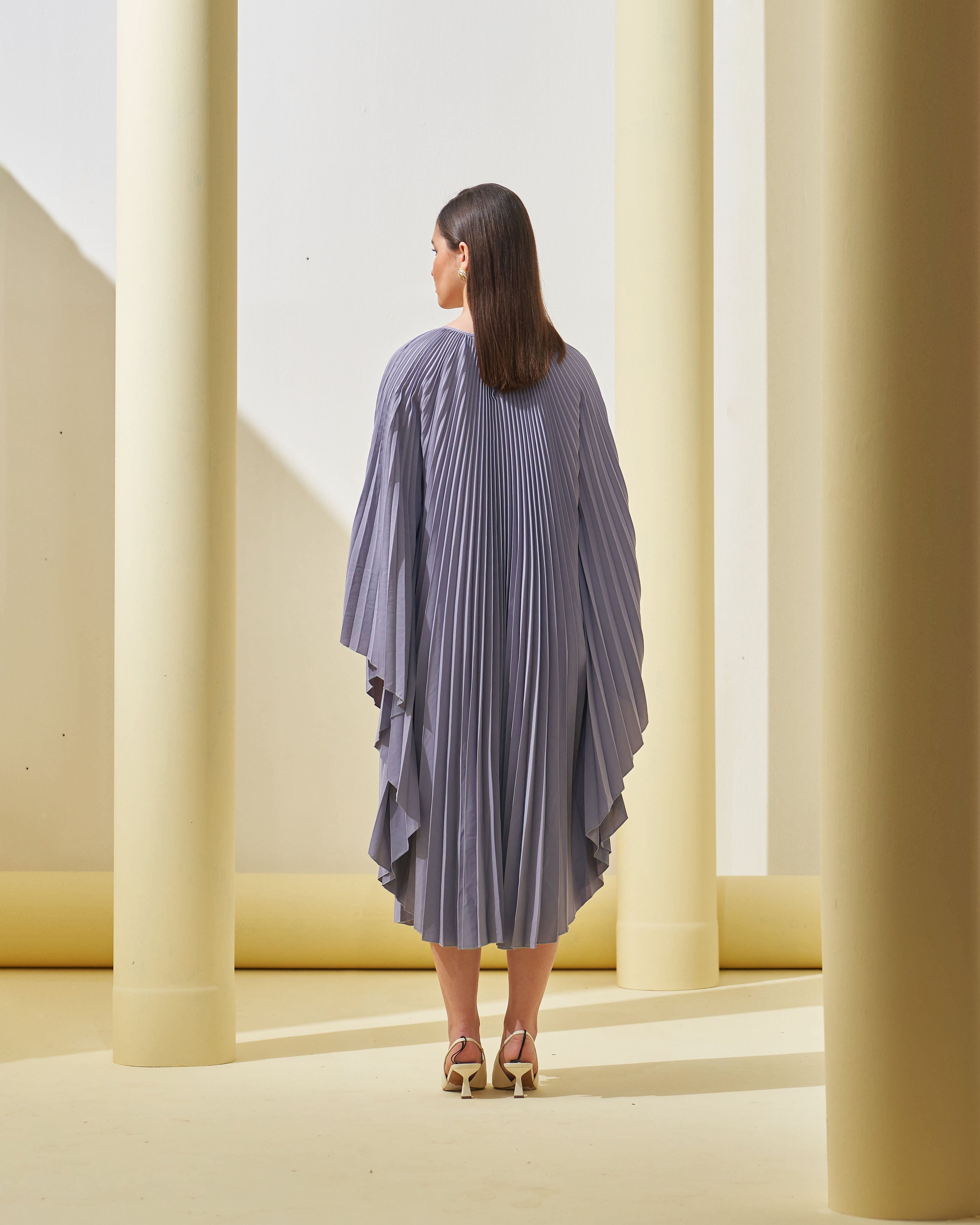 GREY PLEATED CAPE
