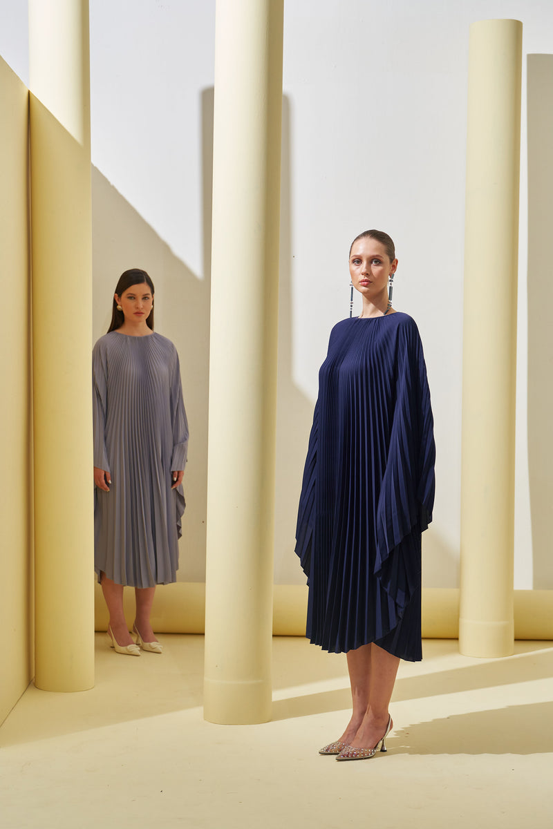 BLUE PLEATED CAPE