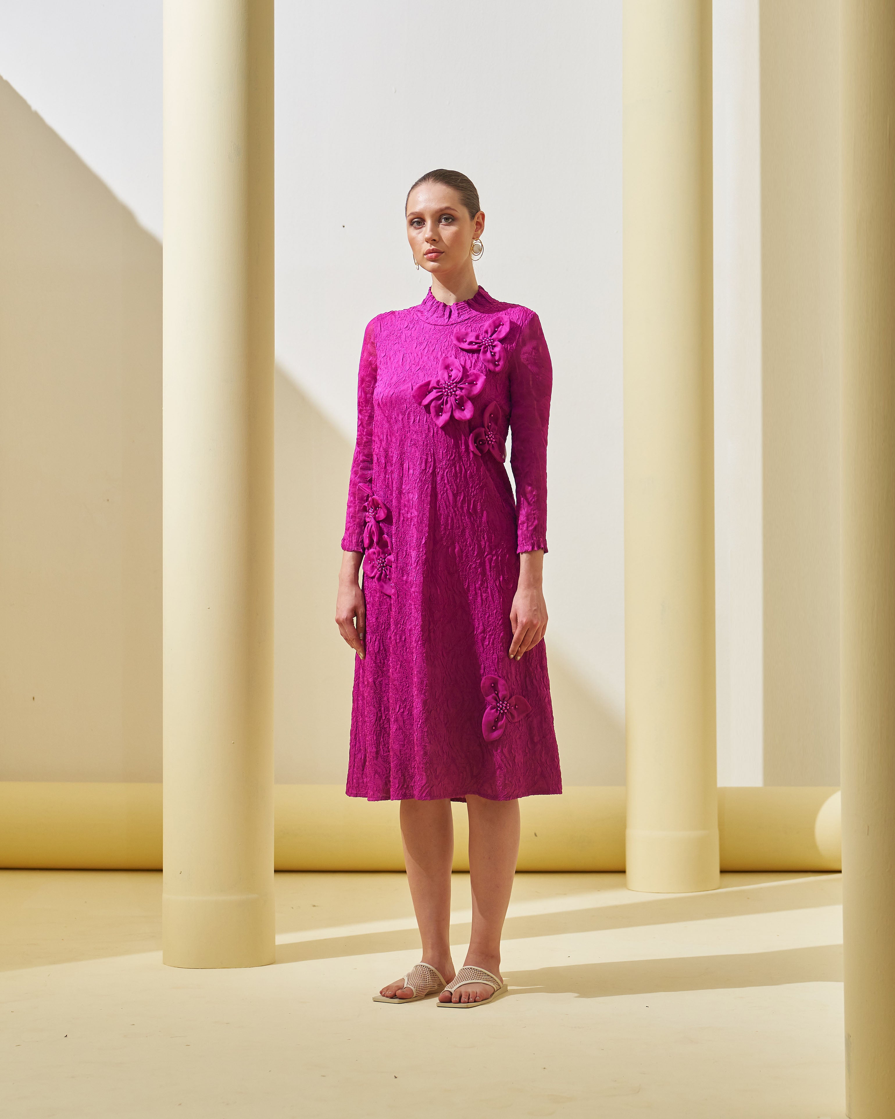 FUSICA CRUSHED SLEEVES 3D  FLOWER DRESS