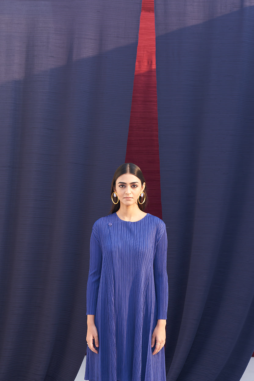 ELECTRIC BLUE FLAP BUTTON KURTI SET