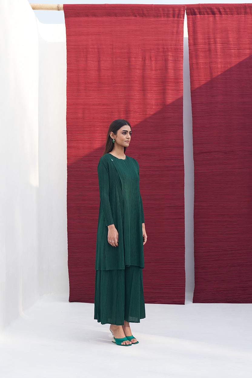 GREEN FLAP BUTTON KURTI SET