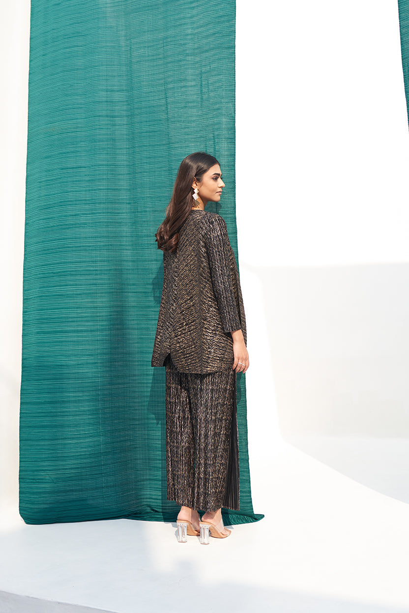 BLACK METALLIC V NECK COORD SET