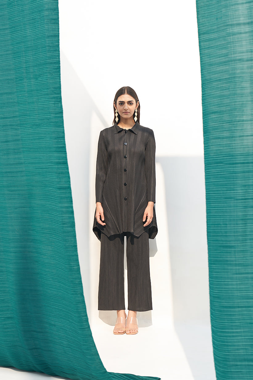 BLACK FRENCH PLEATED COORD SET