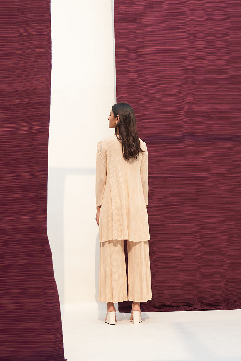 BEIGE FLAP BUTTON KURTI SET