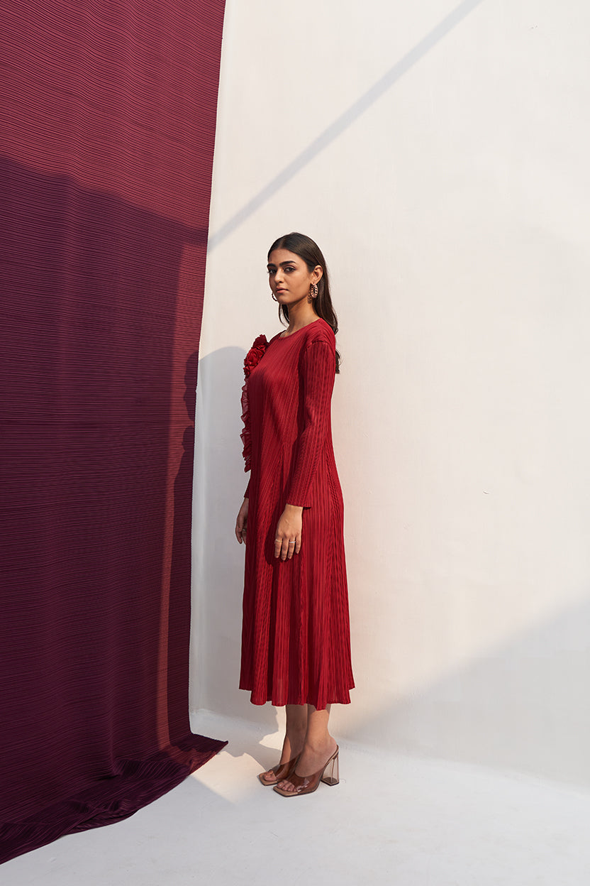 MAROON FLOWER EMBELLISHED PLEATED MIDI DRESS