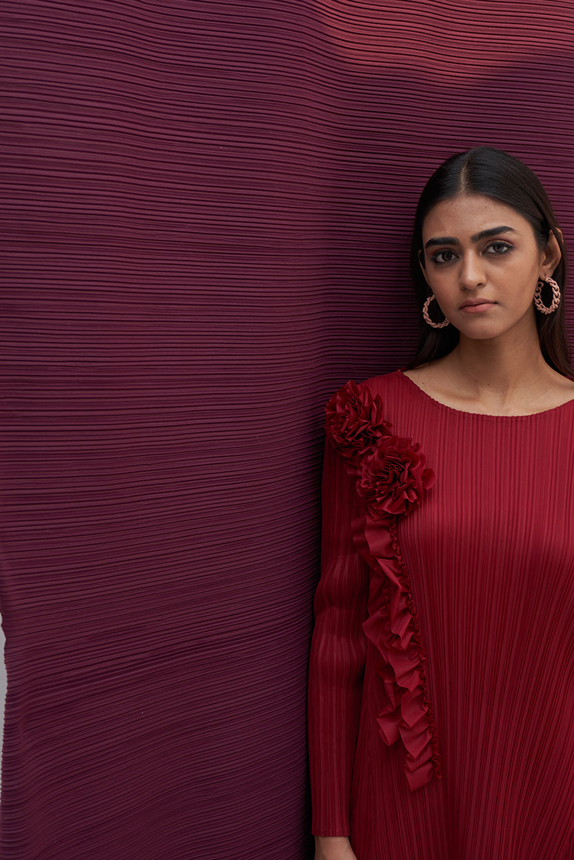 MAROON FLOWER EMBELLISHED PLEATED MIDI DRESS