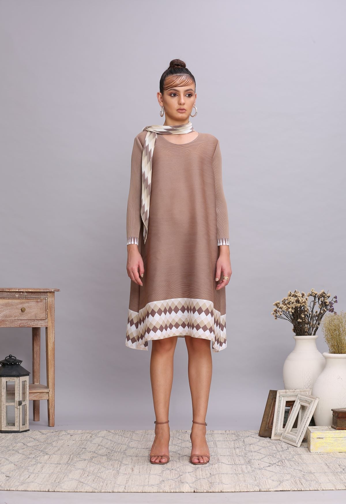 BEIGE KURTI DIAMOND PRINT DRESS WITH SCARF