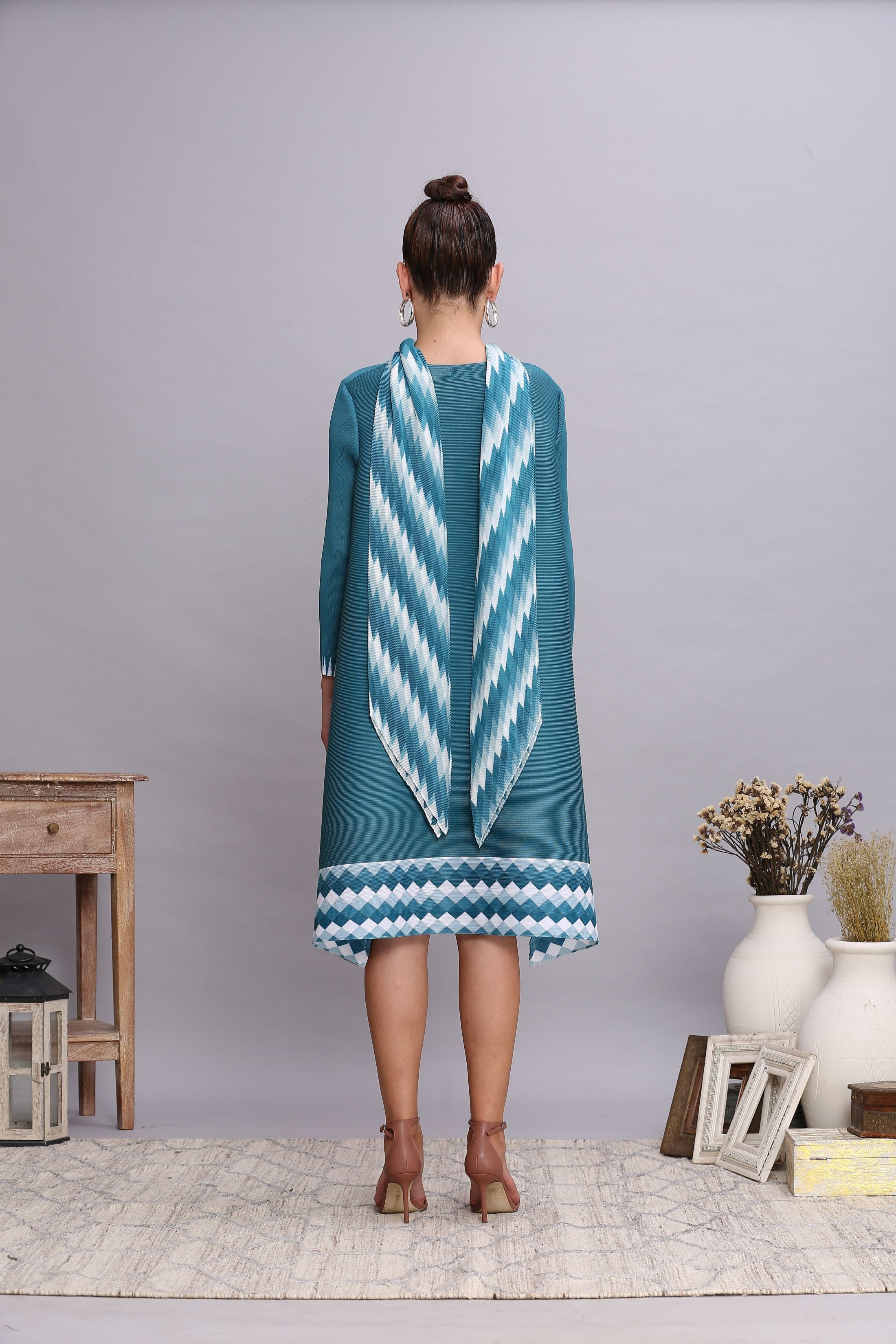TEAL BLUE KURTI DIAMOND PRINT DRESS WITH SCARF