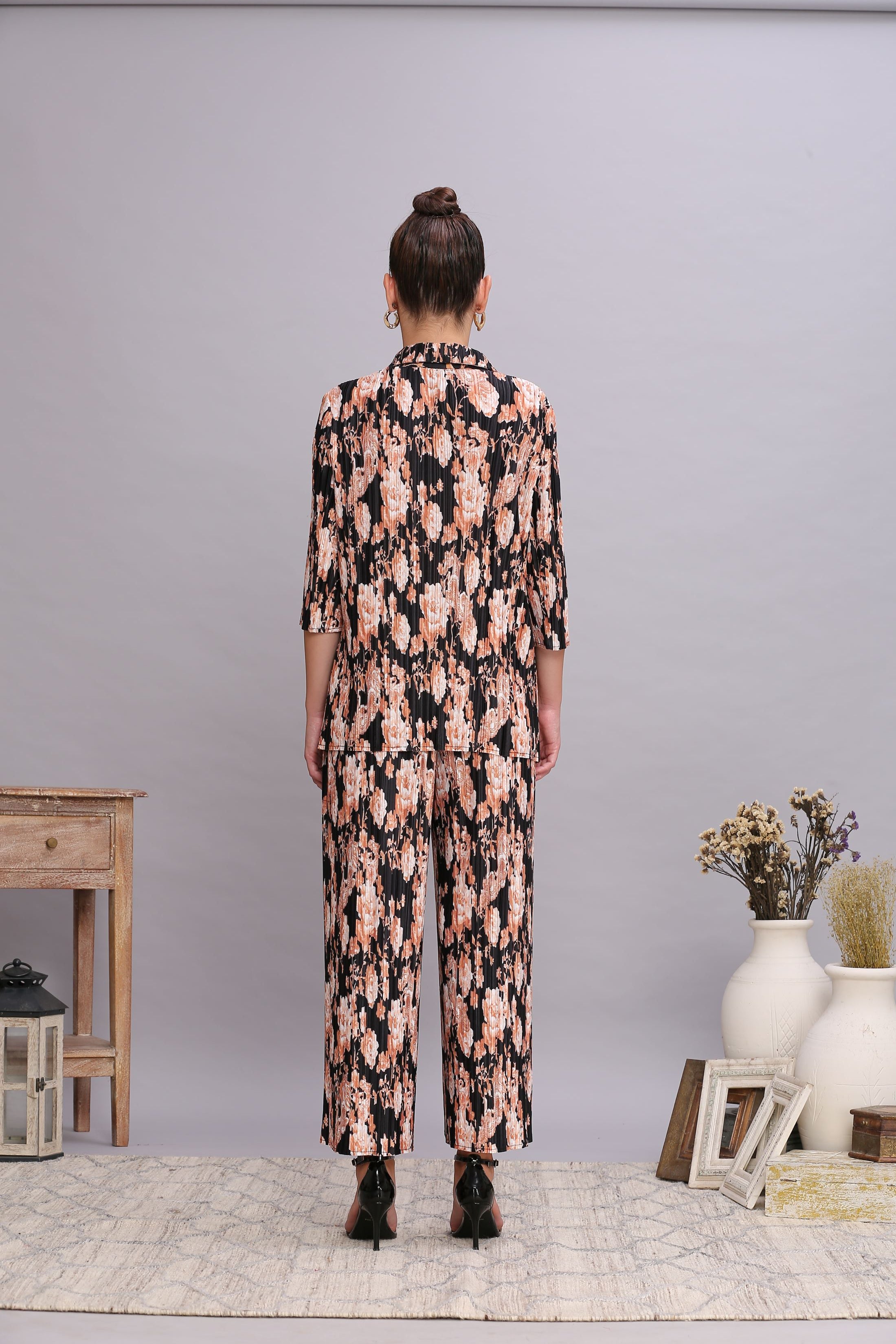 BLACK FLORAL PRINT BLAZER SET