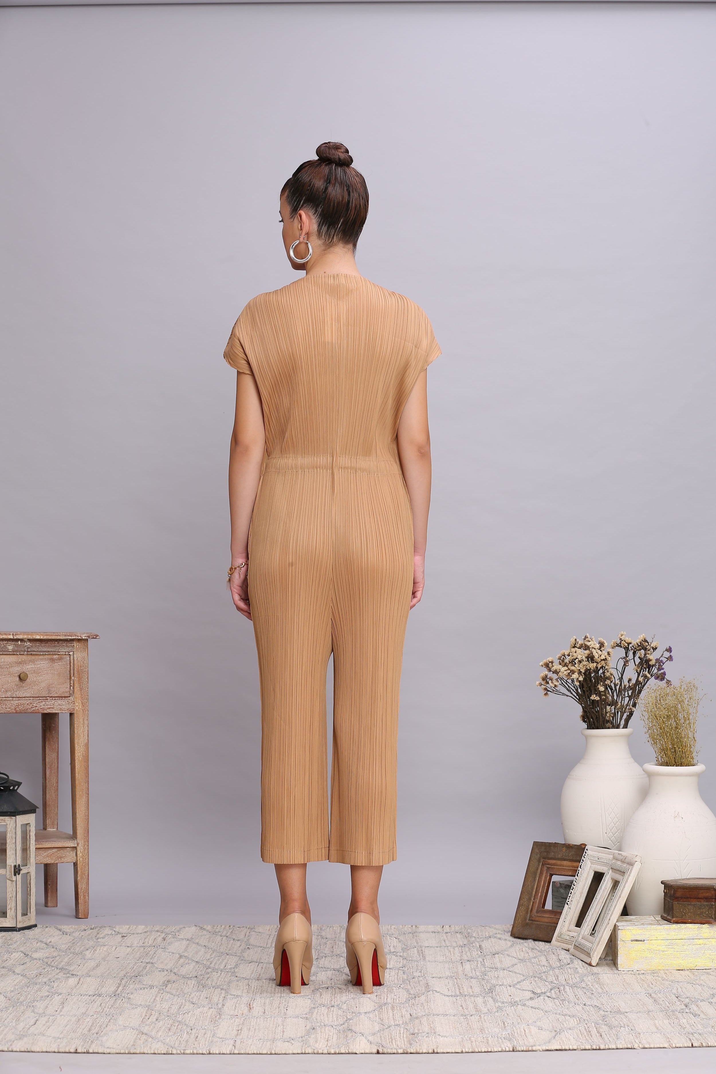 BROWN TIE UP JUMPSUIT