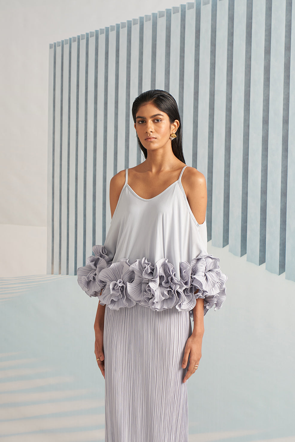 GREY FLOWER EDGE GOWN