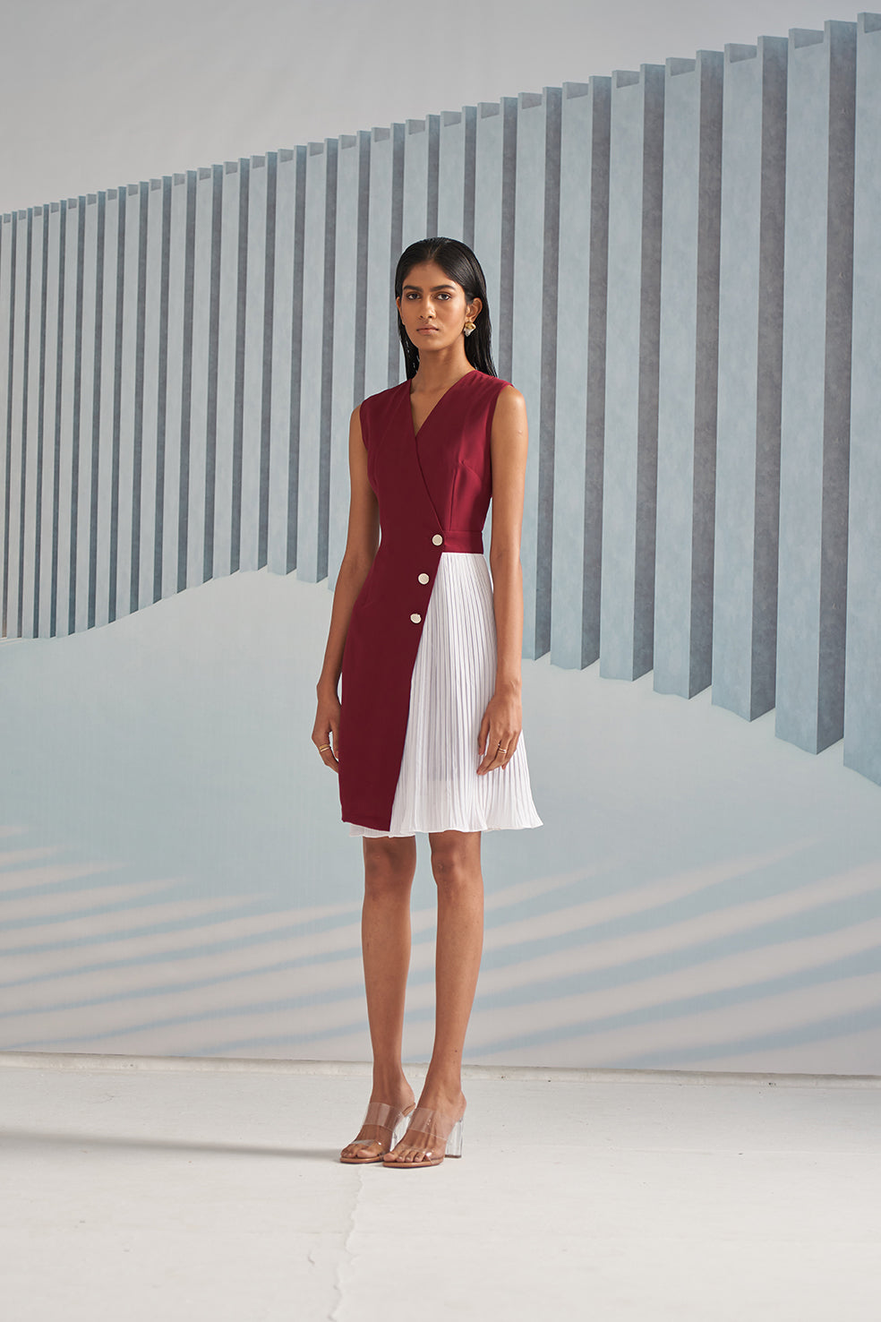 RED BLAZER DRESS SIDE PLEATS DETAILS