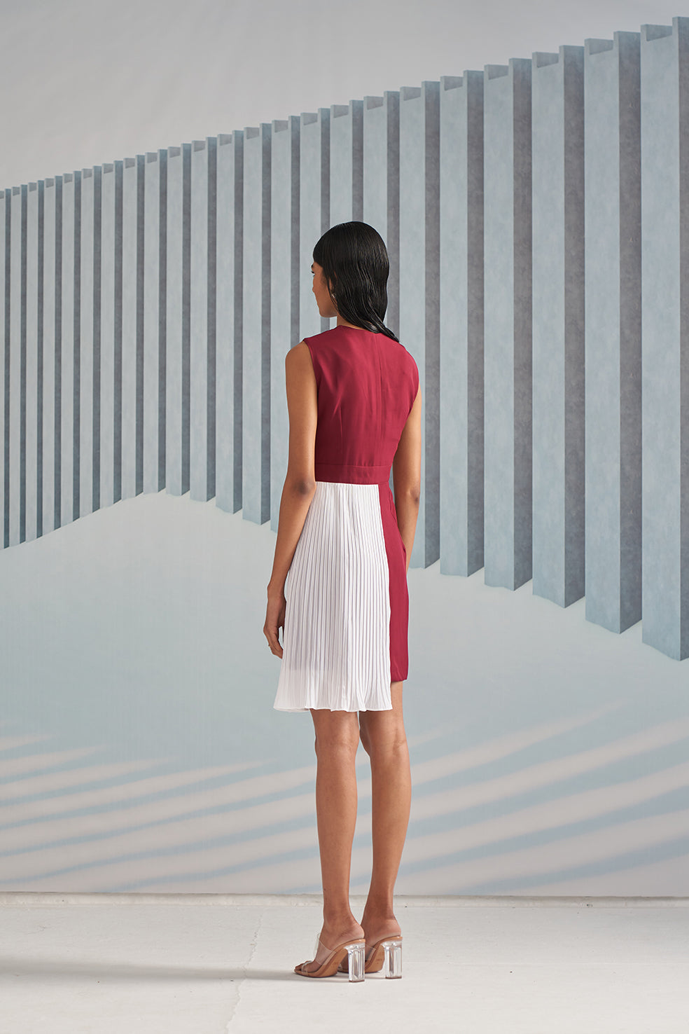 RED BLAZER DRESS SIDE PLEATS DETAILS